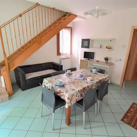 Solmare-33 By Interhome Appartement Rosapineta